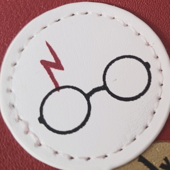 Harry Potter Wallet Wristlet - Picture 14 of 16